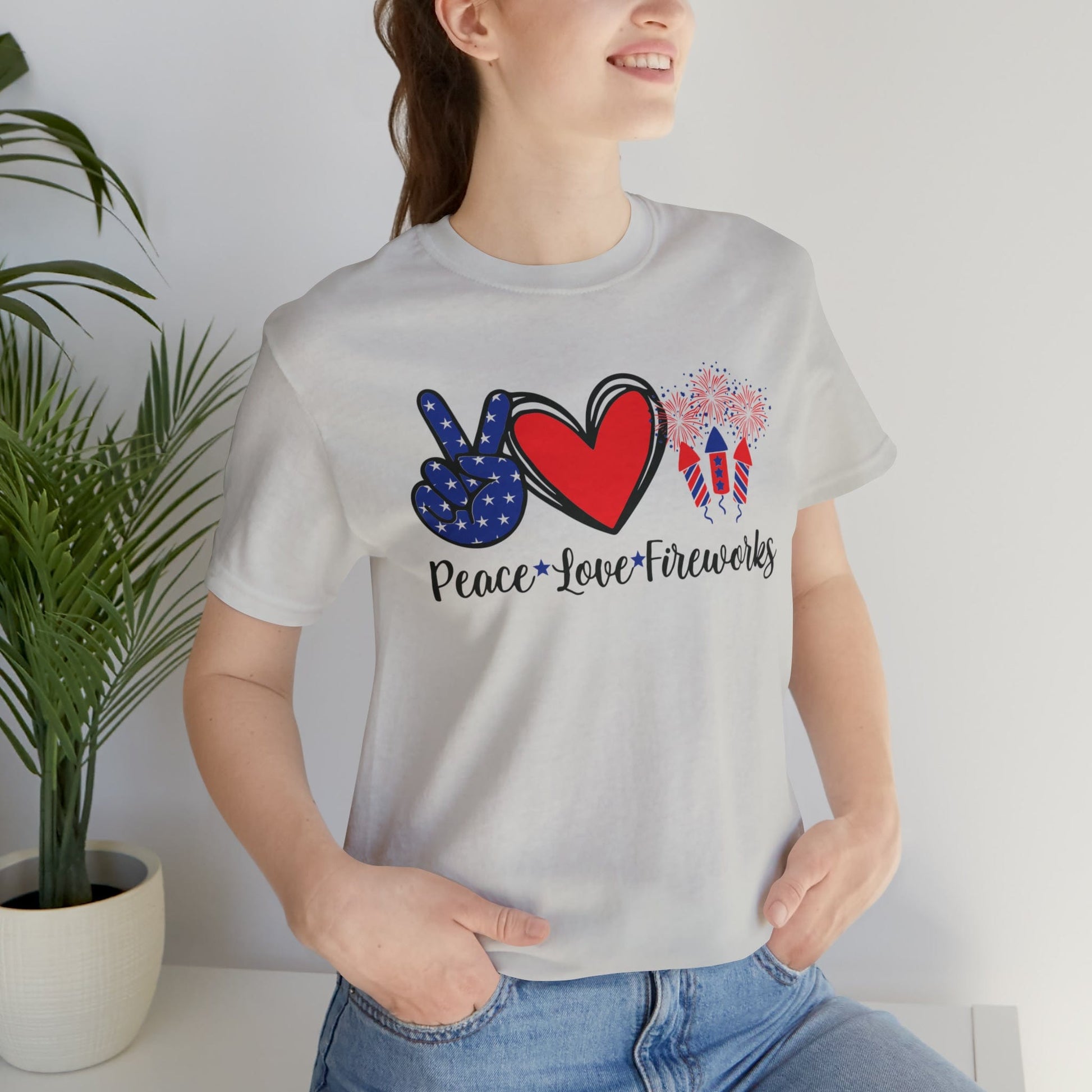 T-Shirt Peace Love Fireworks | Independence Day | Jersey Short Sleeve Tee